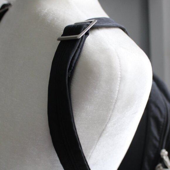 Magellan Black Anti-Theft Locking Zippers Slash-Resistant Nylon Mini Backpack - Picture 6 of 13